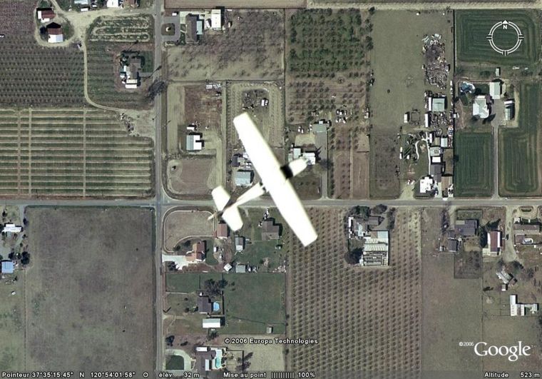 Avion en plein vol
