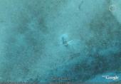 Epave d'avion en pleine mer